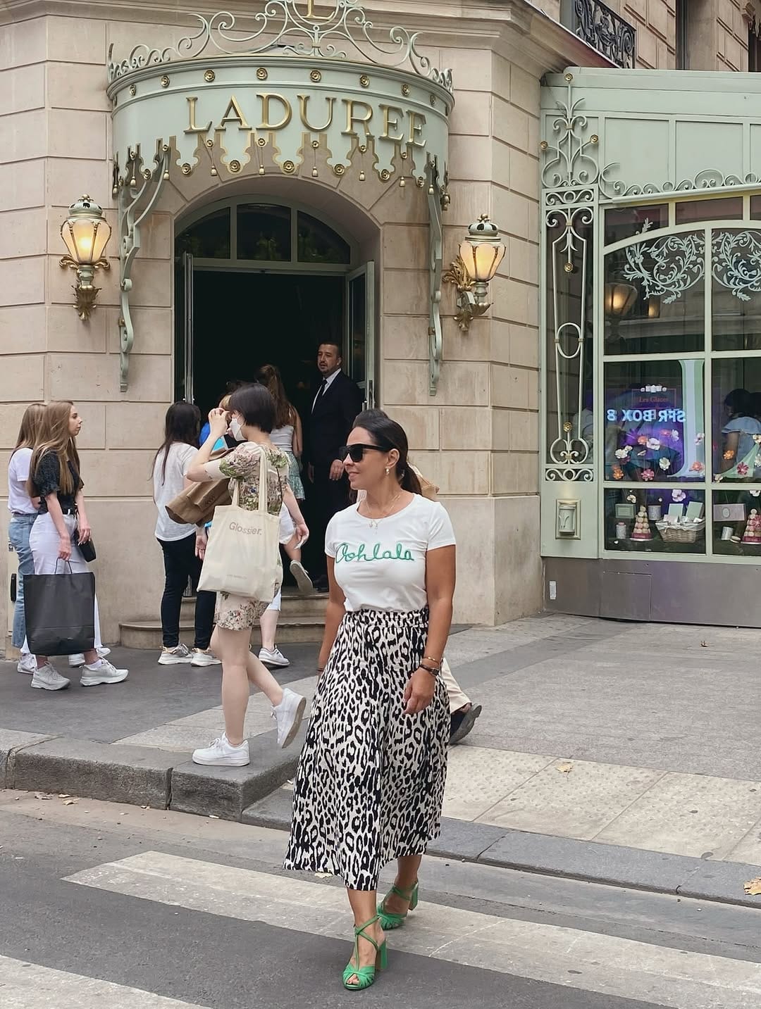 Post 3 by Karime Chequer on Instagram (carousel)