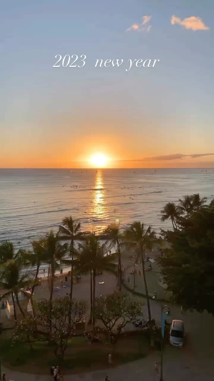 Post 9 by Dr. E LIN LIN on Instagram (video)