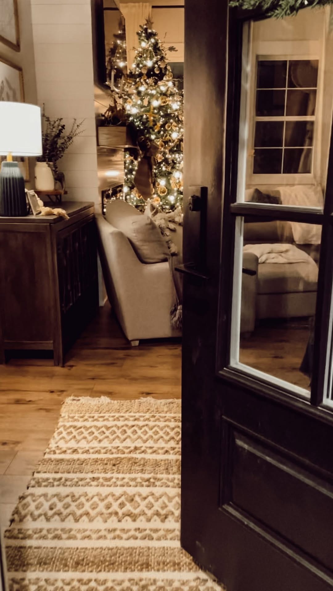 Post 10 by Hallie | Home Interiors on Instagram (video)