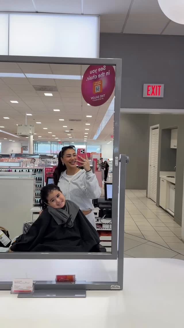 Post 1 by @gracielavx on Instagram (video)