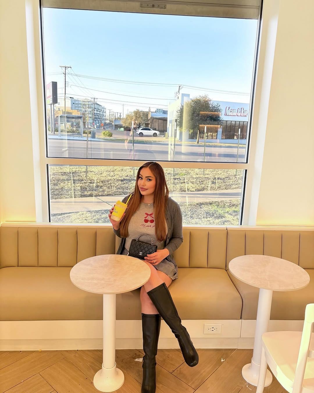 Post 2 by 𝓜𝓮𝓵𝓲𝓼𝓼𝓪🤍ྀི 𐙚 ݁ on Instagram (carousel)