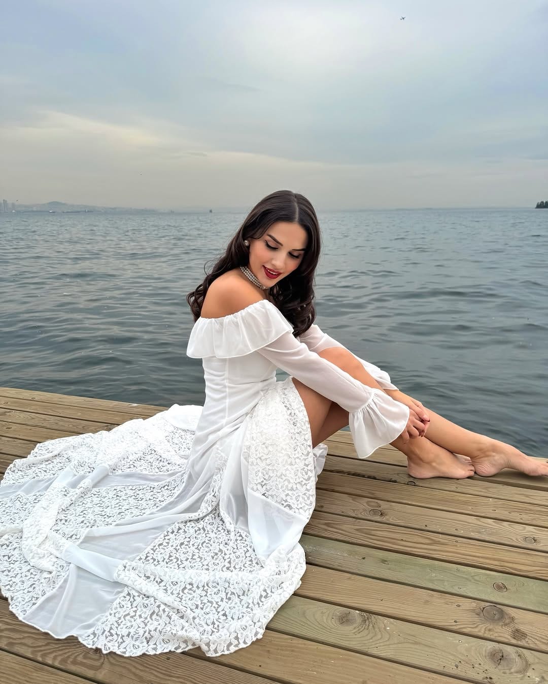 Post 5 by Esra Ateş on Instagram (carousel)