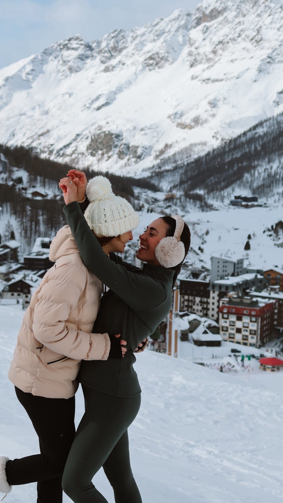 Post 8 by Danielle + Anna Parlagreco | LGBTQ+ Travel & Lifestyle on Instagram (video)