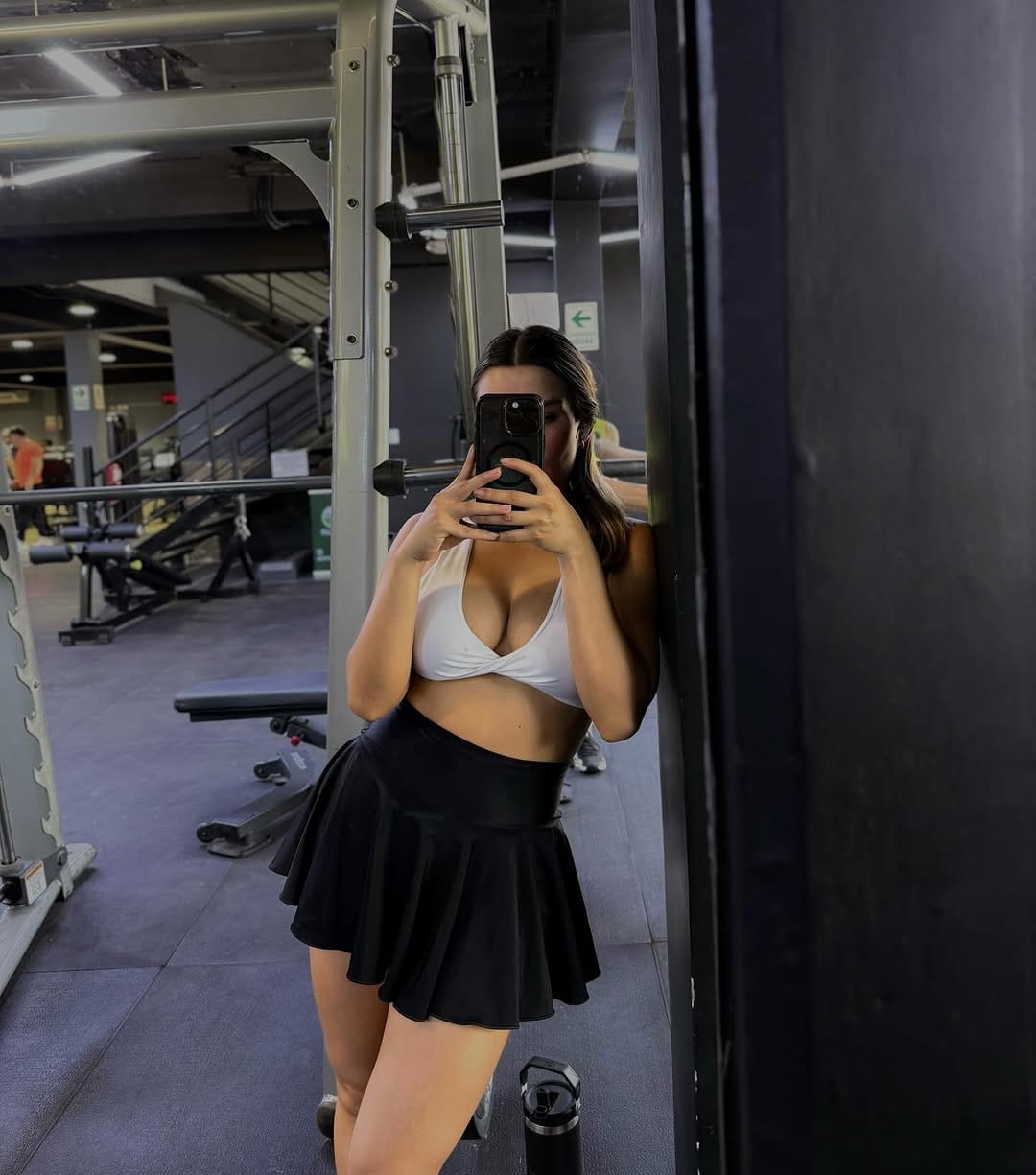 Post 8 by ғɪᴏʀᴇʟʟᴀ ʀᴇᴛɪᴢ on Instagram (carousel)