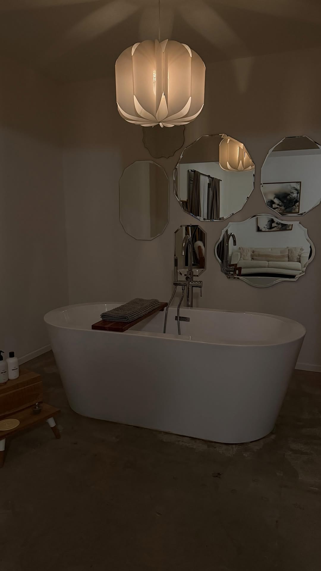 Post 4 by hannah england on Instagram (video)