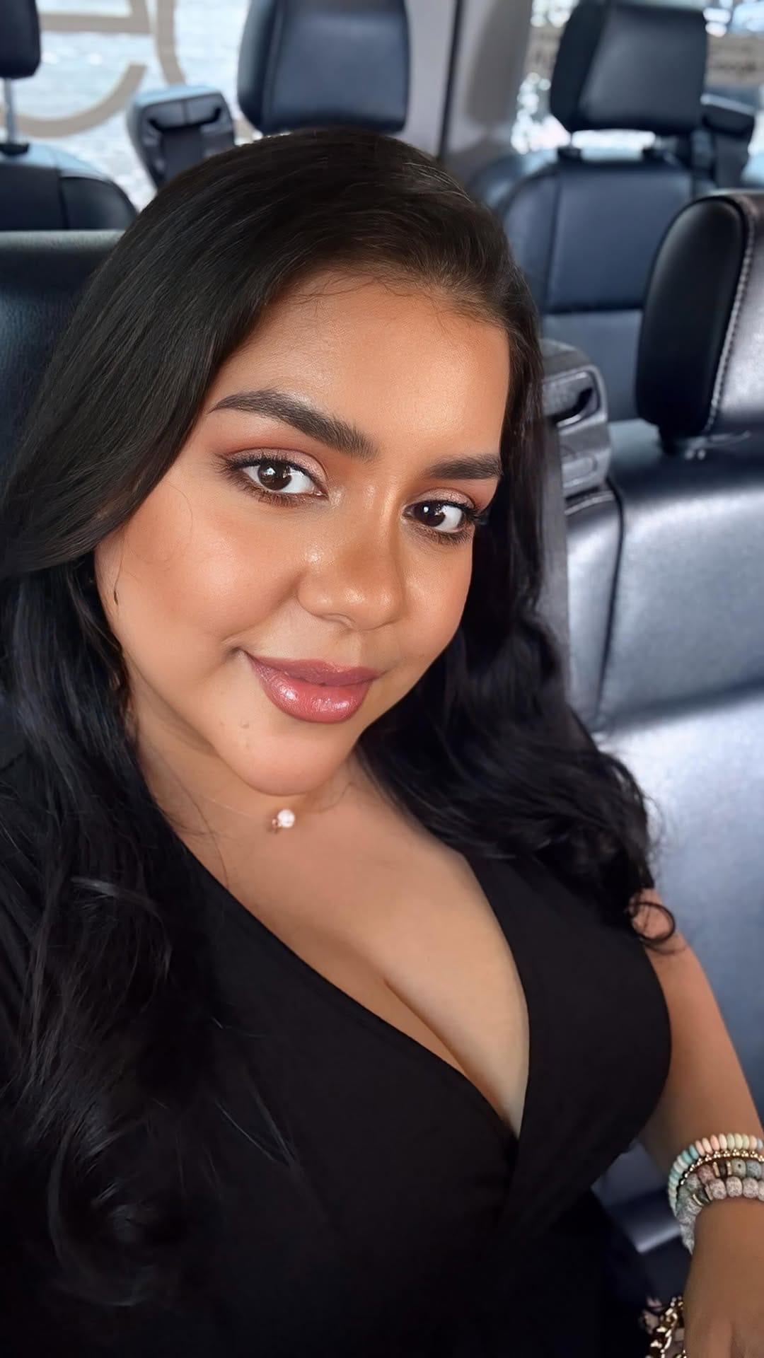 Post 5 by 𝗞𝗔𝗥𝗟𝗔 𝗥𝗢𝗦𝗔𝗟𝗘𝗦 on Instagram (video)