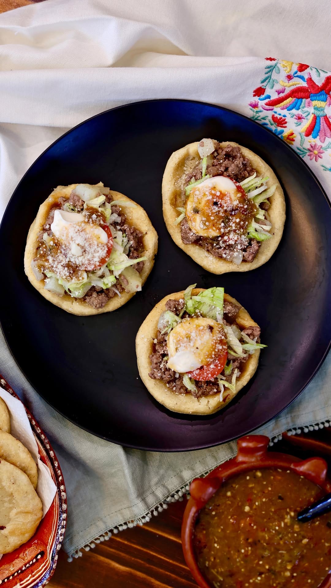 Post 9 by Abuela's Kitchen| MEXICAN FOOD on Instagram (video)