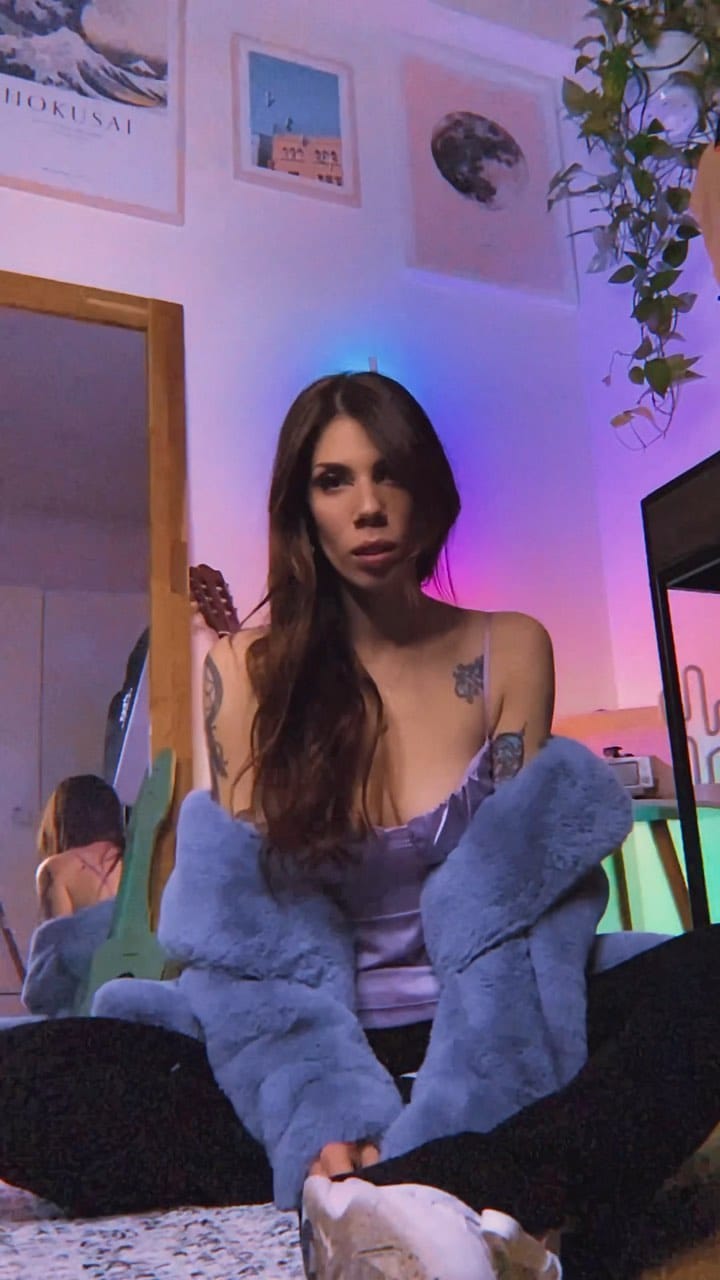 Post 9 by Gloria Fair 🌙 on Instagram (video)