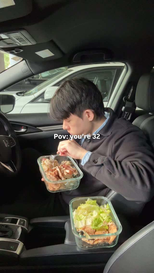 Post 6 by Maru Rico on Instagram (video)