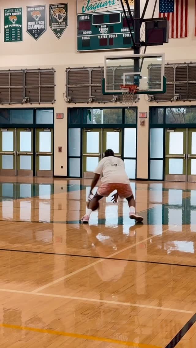 Post 7 by Ashton Edwards on Instagram (video)
