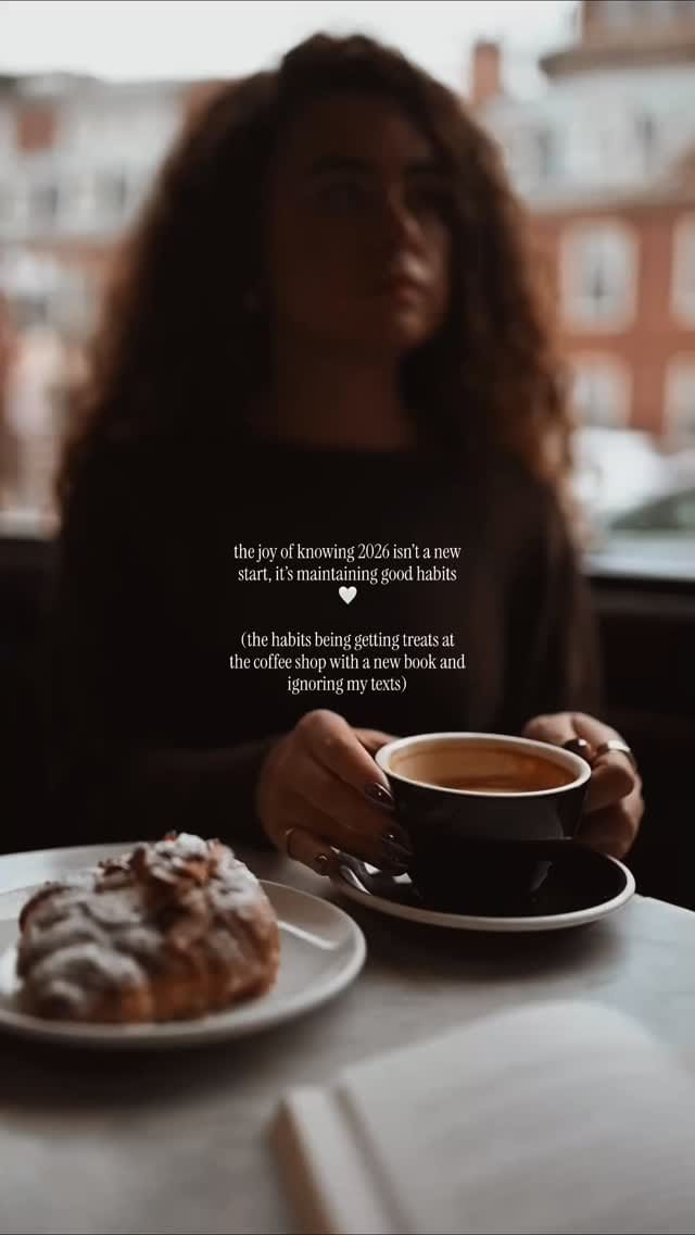 Post 6 by Jasmine Jorges on Instagram (video)