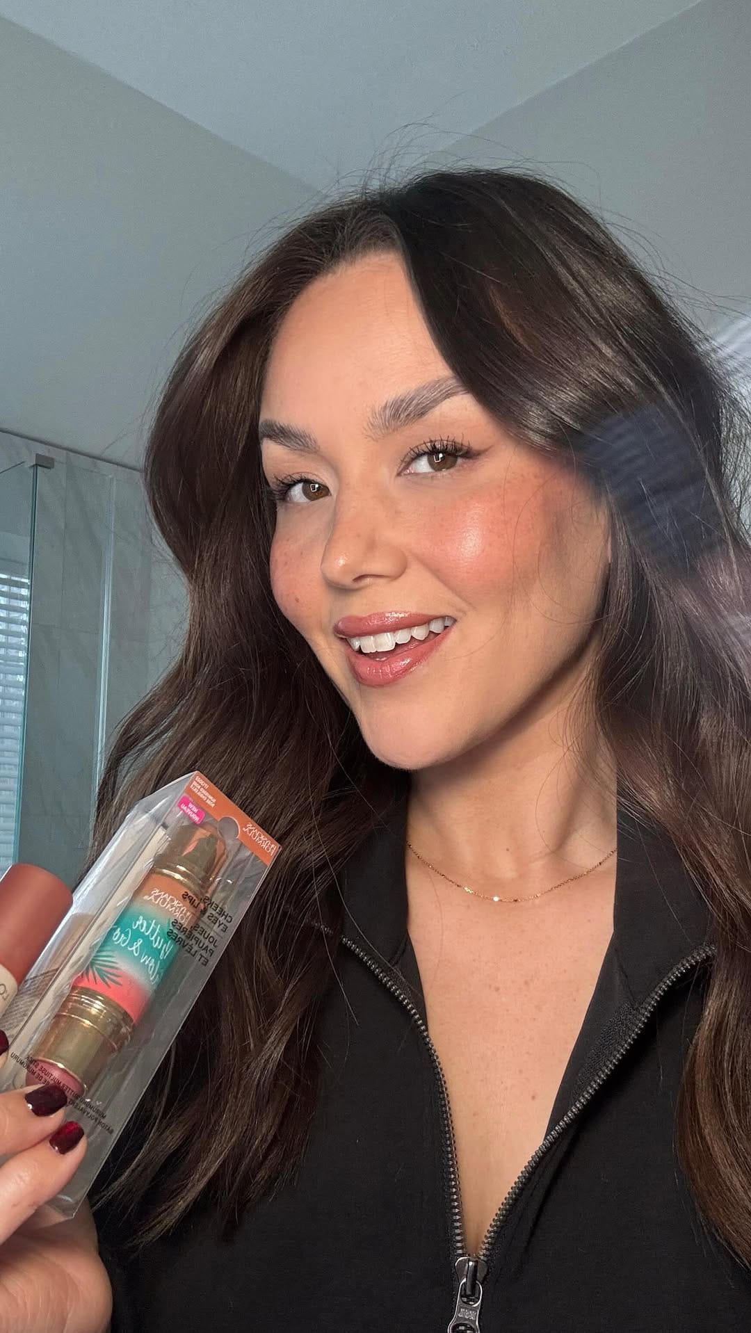 Post 9 by Danna Ann on Instagram (video)