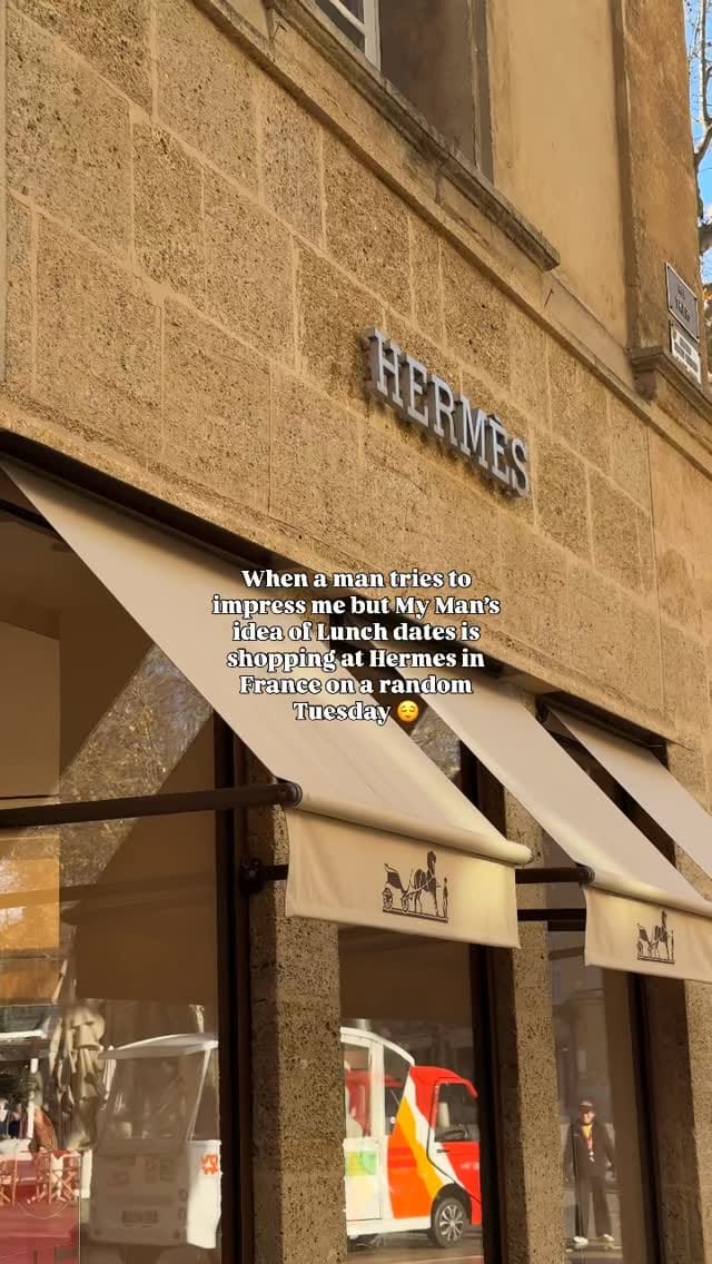 Post 4 by I Am Funmi 🇺🇸 on Instagram (video)