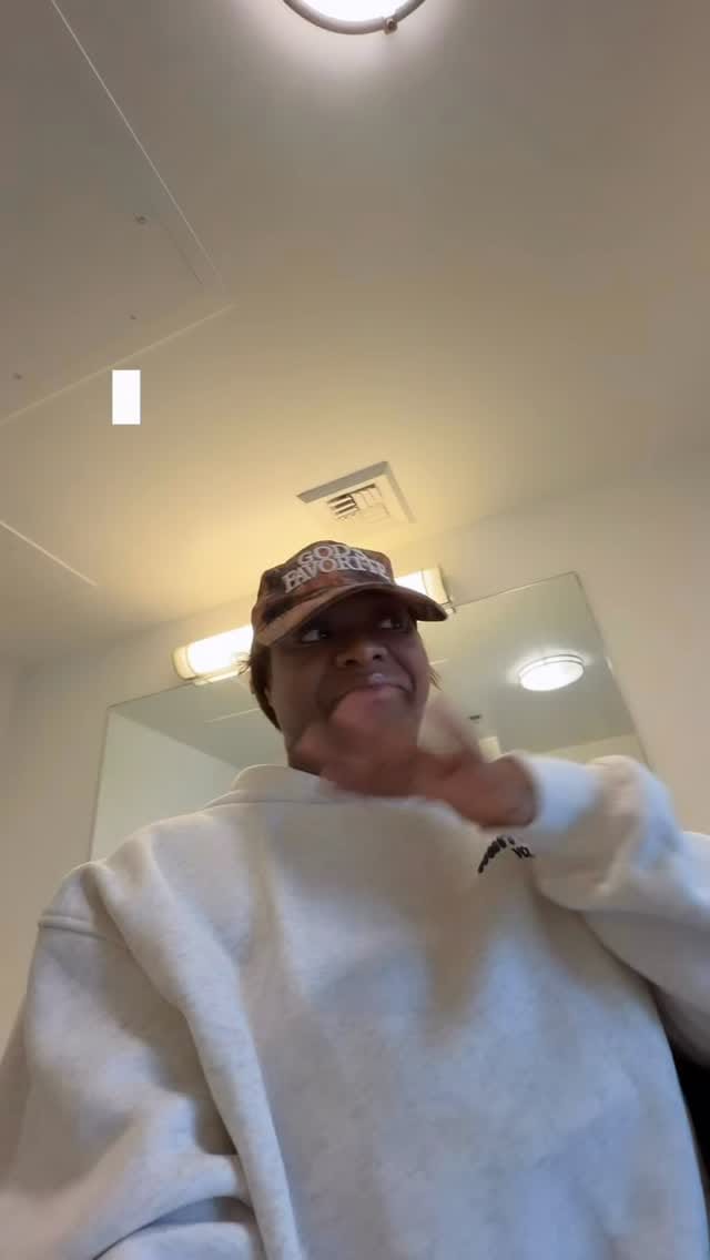 Post 1 by Tatayanna M on Instagram (video)