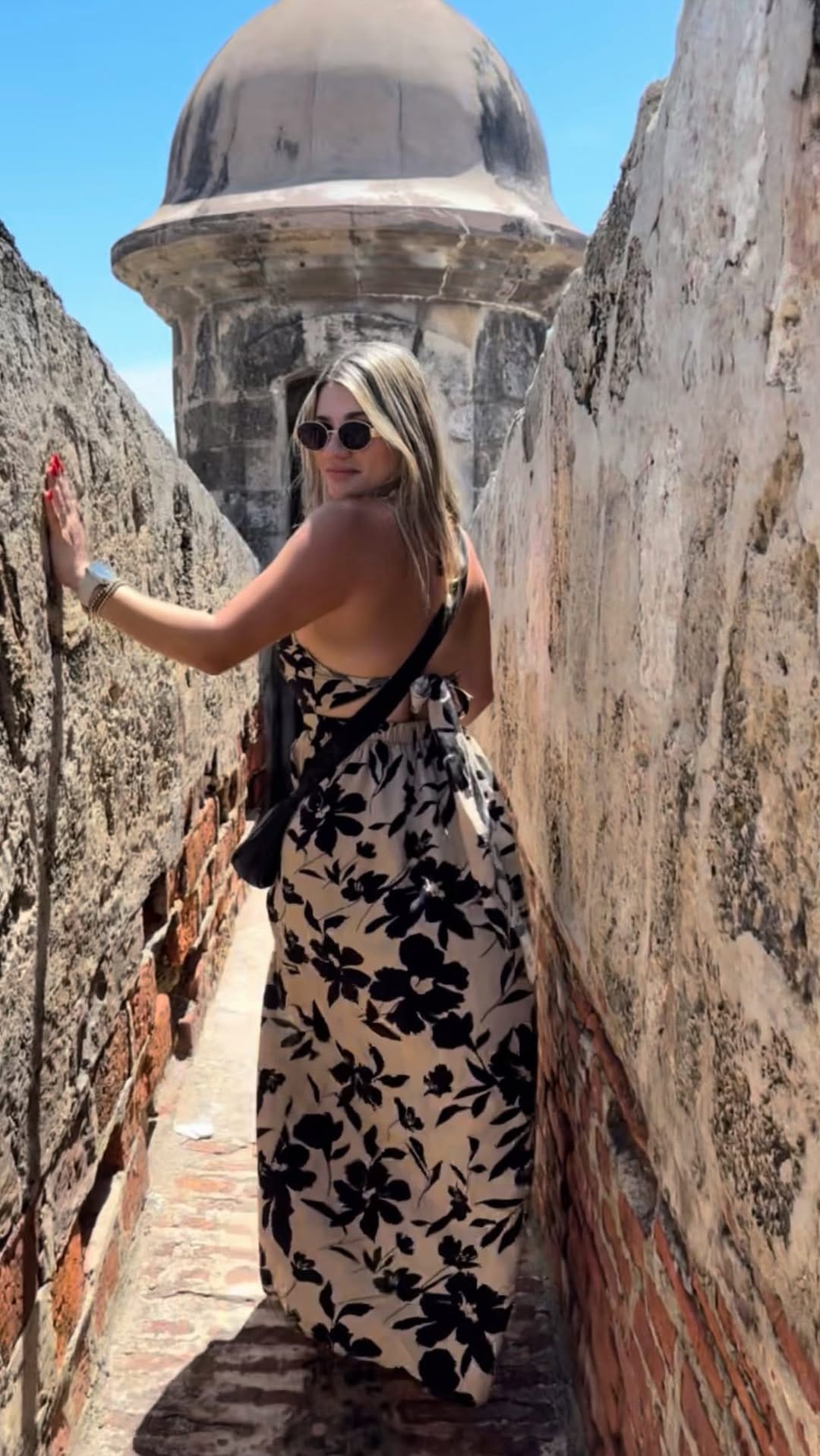 Post 6 by Alexandra Vargas | Content Creator & UGC on Instagram (video)