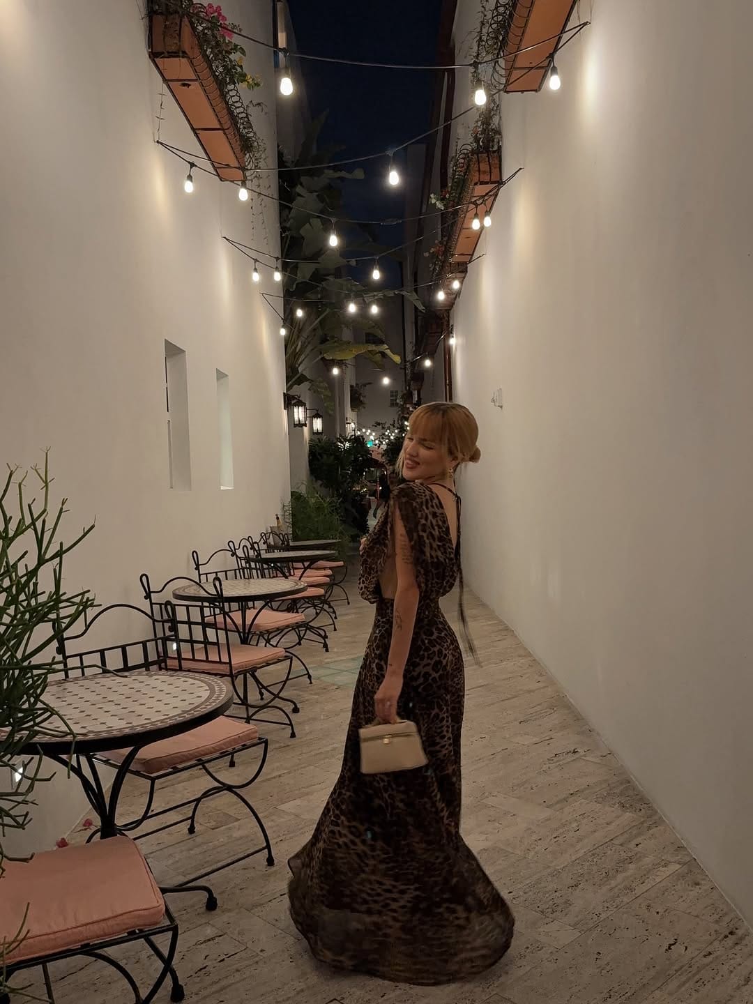 Post 5 by Thalia Gomez on Instagram (carousel)