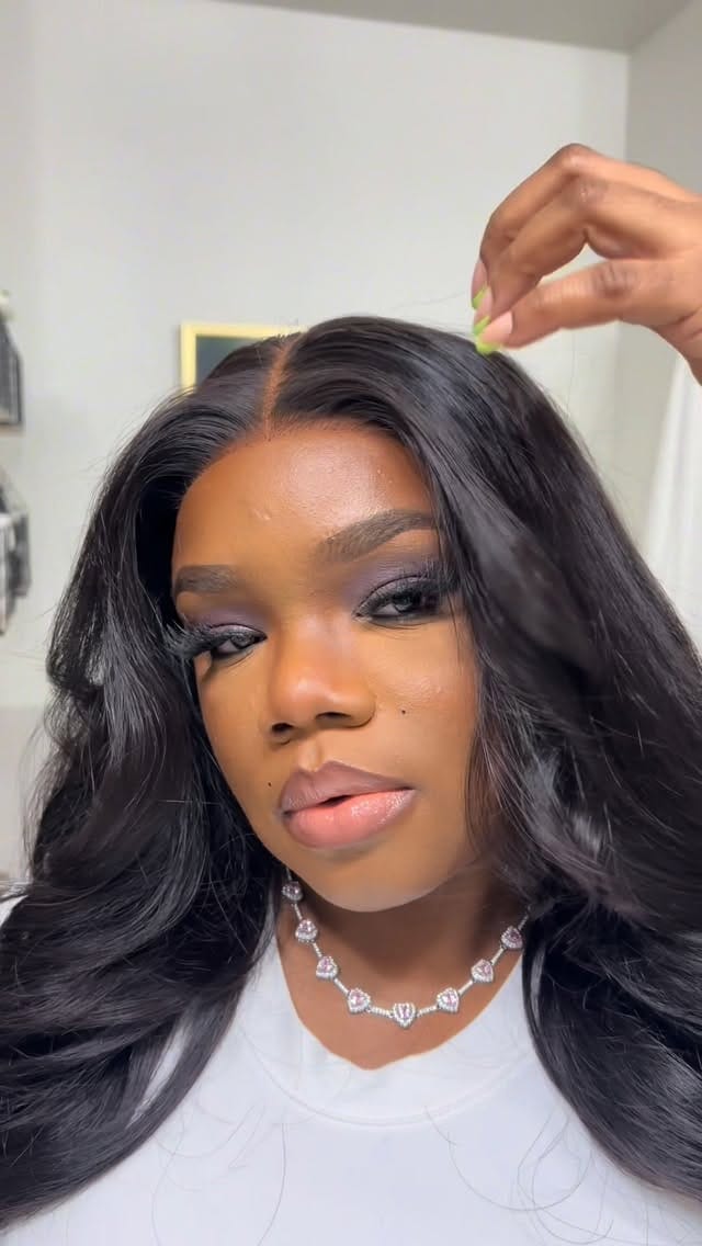 Post 5 by Shelly Bomshell on Instagram (video)