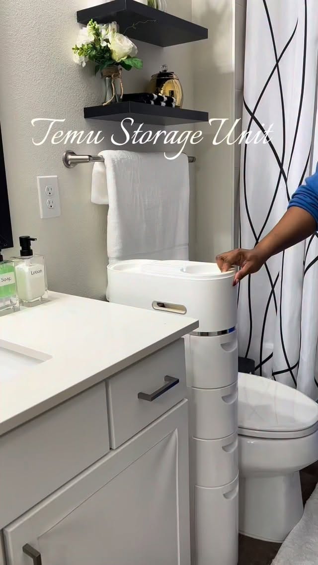 Post 3 by Shelly Bomshell on Instagram (video)