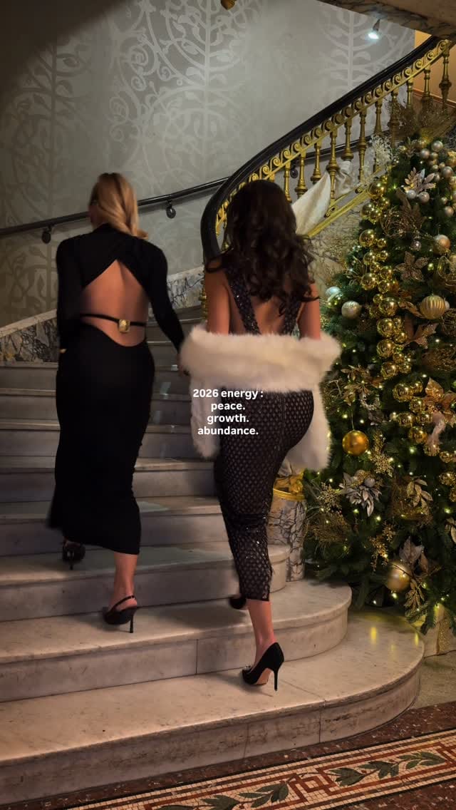 Post 7 by Carla Bellée on Instagram (video)