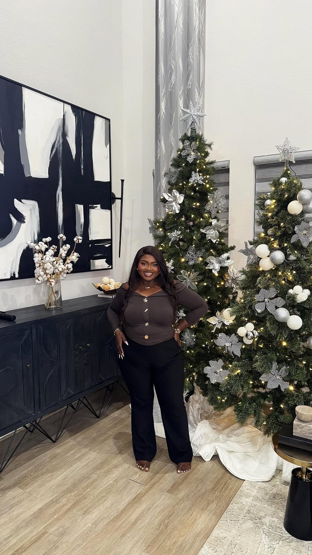 Post 5 by ᒪilian Ademakinwa | Dallas, TX | Plus Size Fashion & Beauty on Instagram (video)