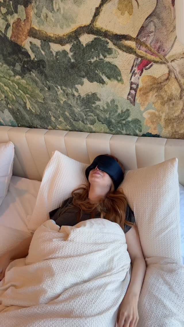 Post 6 by Tamires Melo Mitchell on Instagram (video)