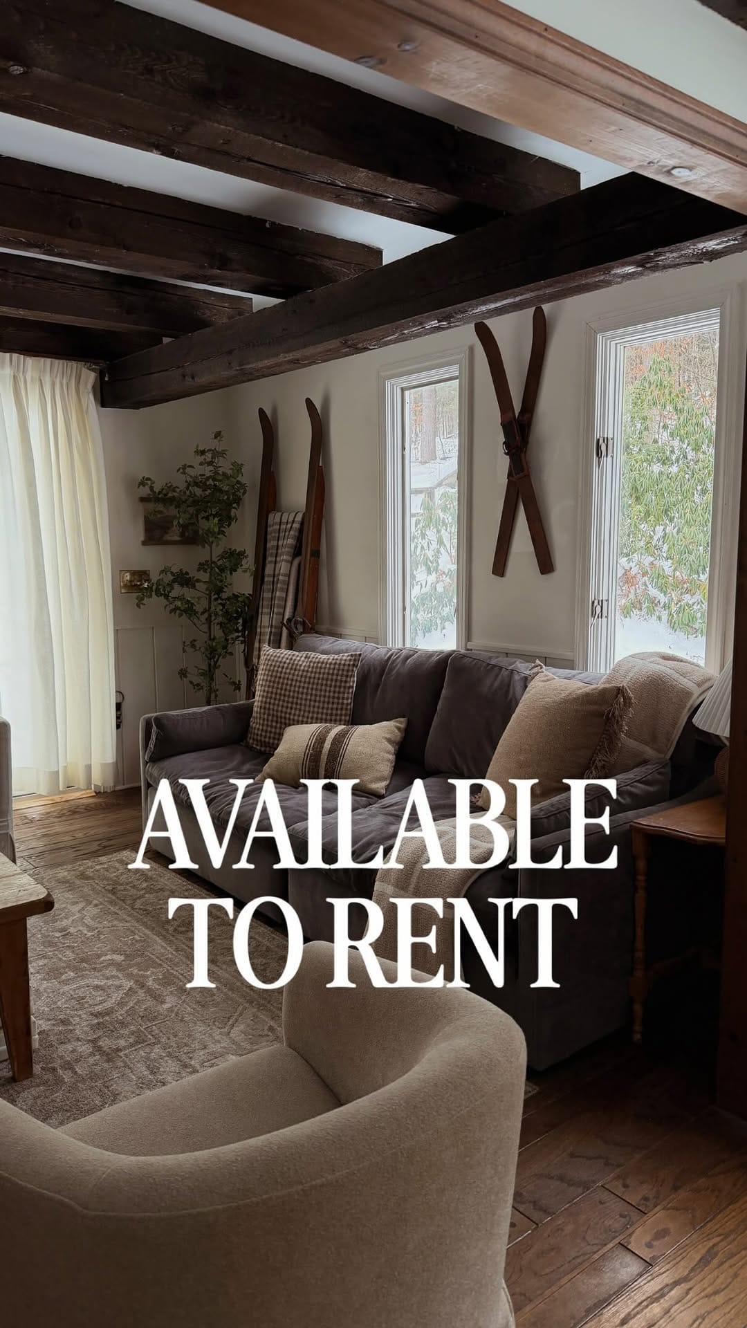 Post 8 by Meghan | Philly Interior Stylist on Instagram (video)