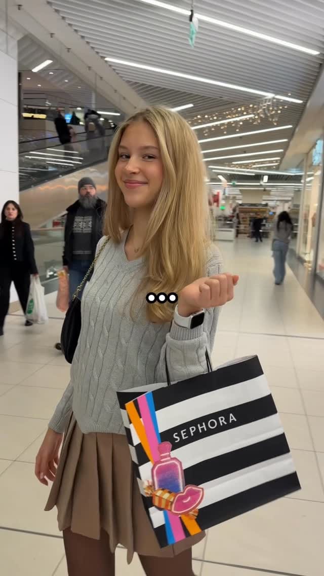 Post 5 by Ivanka Pałczyńska on Instagram (video)