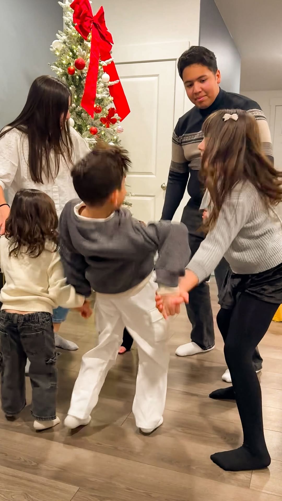 Post 3 by Barbara Rodriguez on Instagram (video)