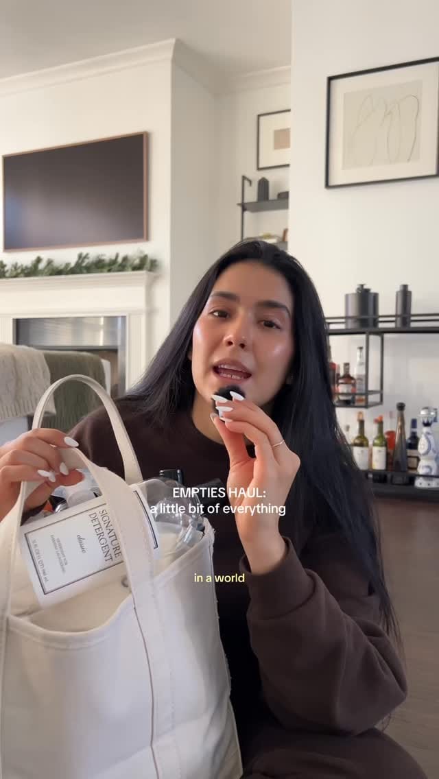 Post 1 by Nathalia Sandoval on Instagram (video)