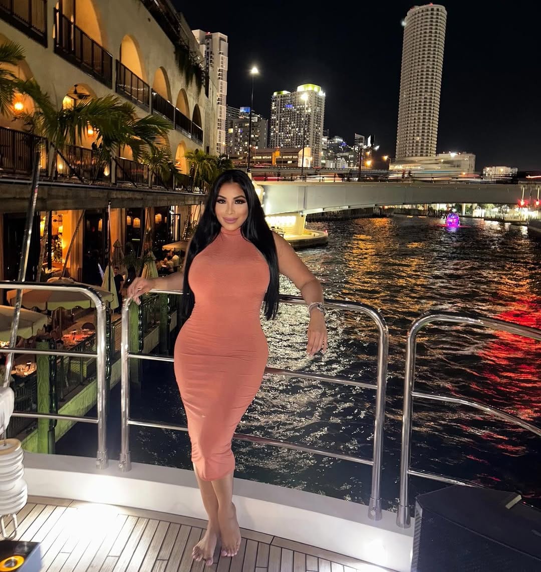 Post 8 by Marcela Zavala on Instagram (carousel)