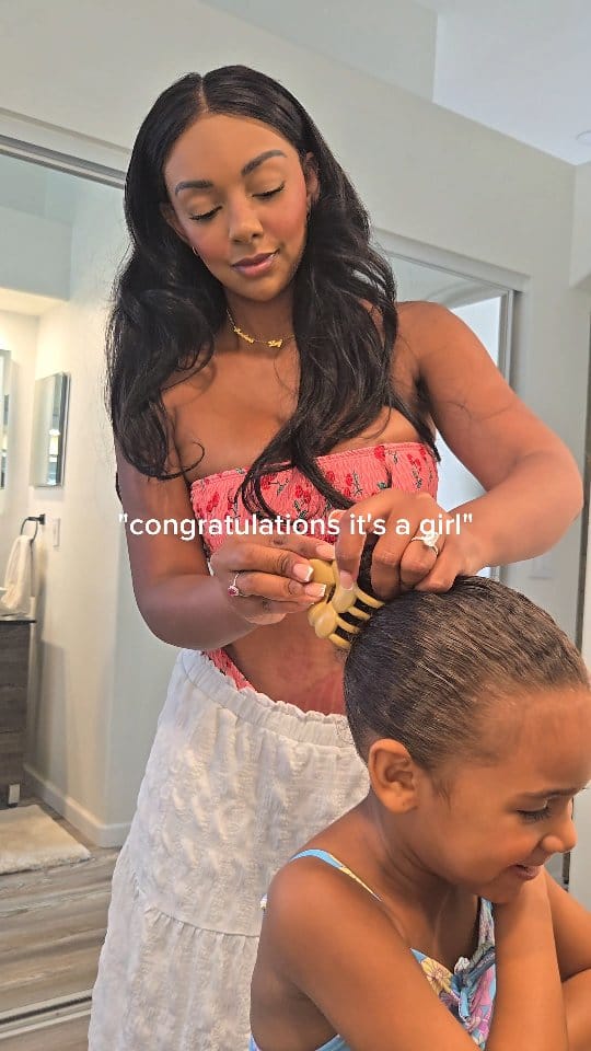 Post 10 by Donnae Giron on Instagram (video)