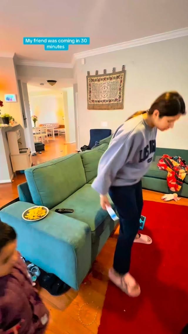 Post 10 by Maham Khaan on Instagram (video)