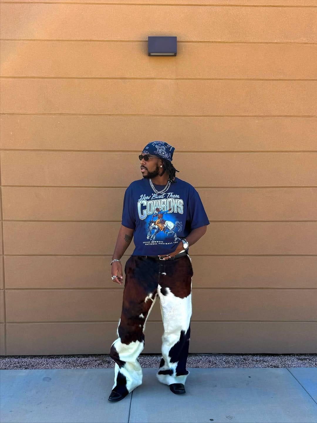 Post 9 by 👋🏾, im Weezy on Instagram (carousel)