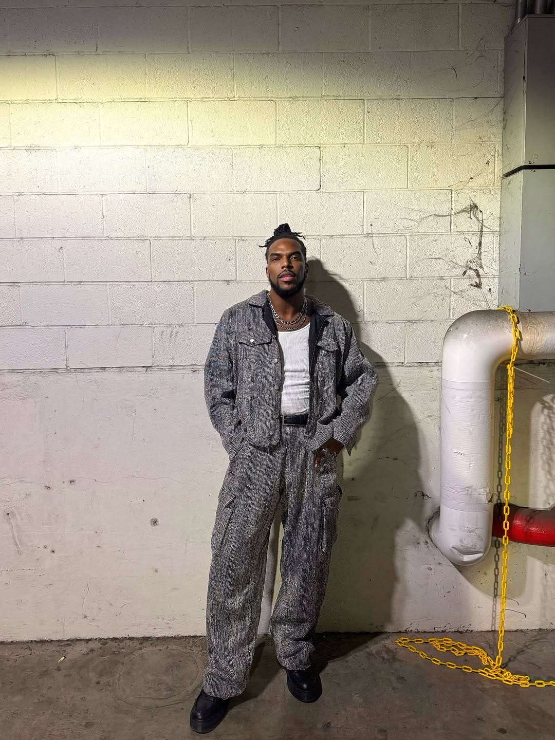 Post 4 by 👋🏾, im Weezy on Instagram (carousel)