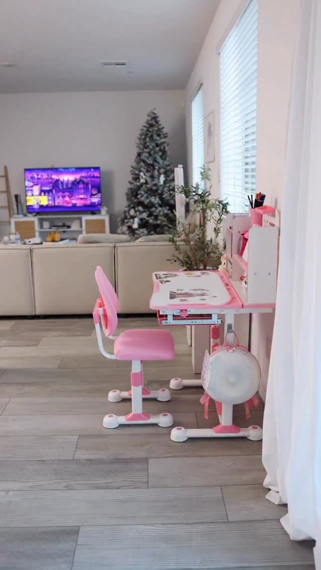 Post 4 by Buse Bell on Instagram (video)