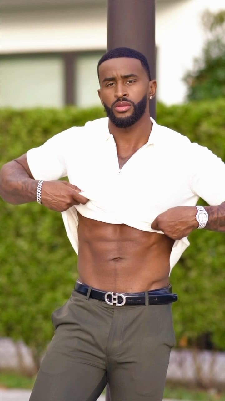 Post 1 by Christopher M 🕺🏾 on Instagram (video)