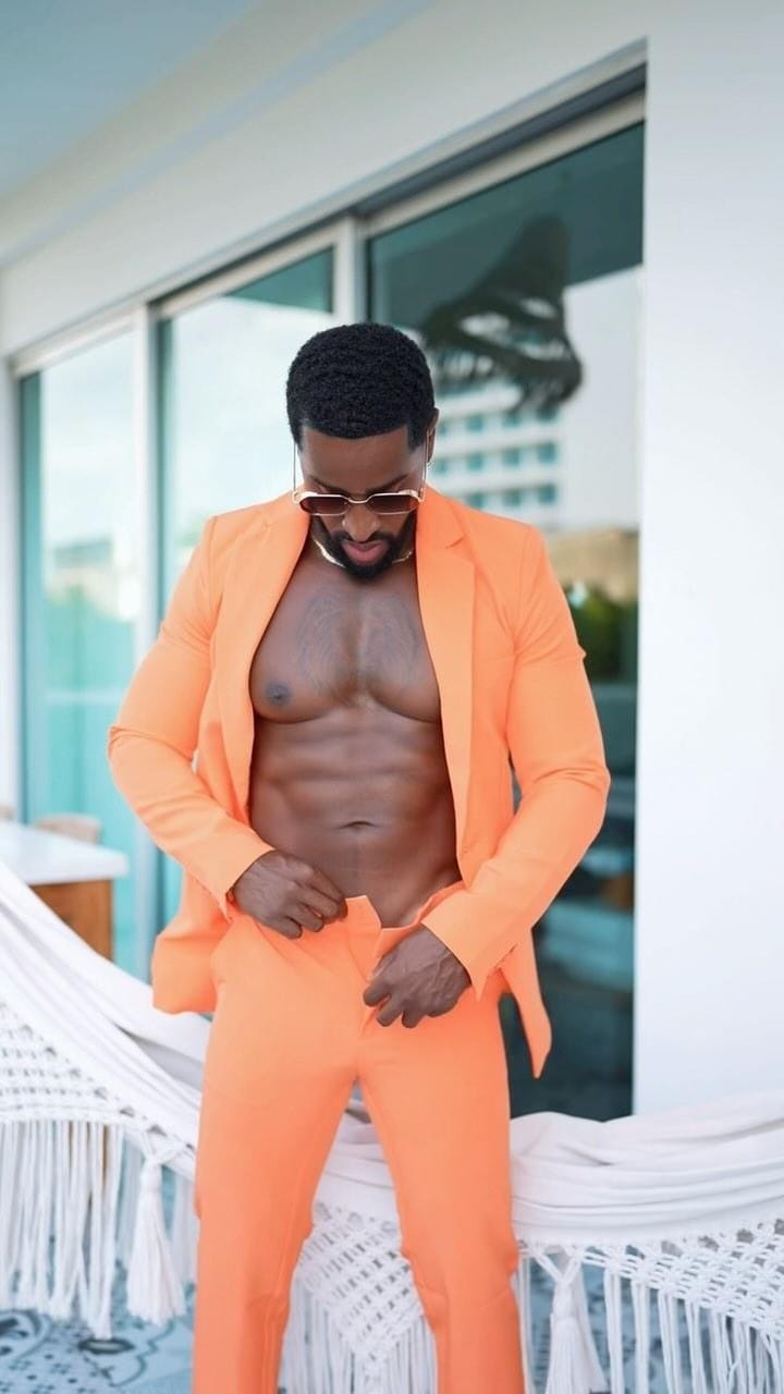 Post 2 by Christopher M 🕺🏾 on Instagram (video)