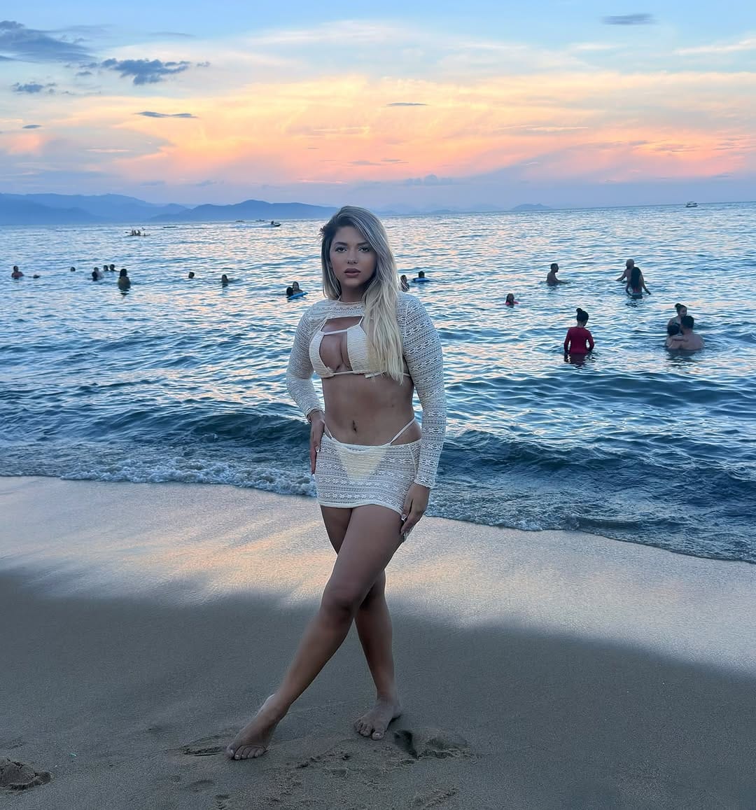 Post 2 by Náthali Ziviani on Instagram (carousel)