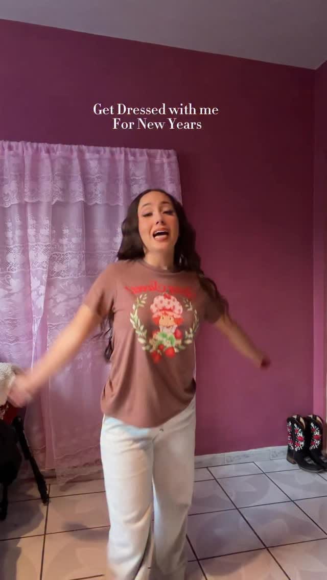 Post 5 by Thonia Salgado on Instagram (video)