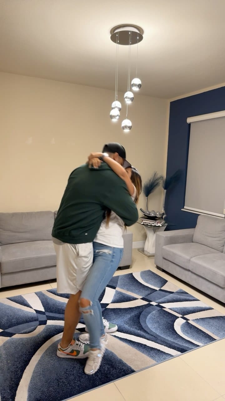 Post 10 by Kemberlyn Rangel on Instagram (video)