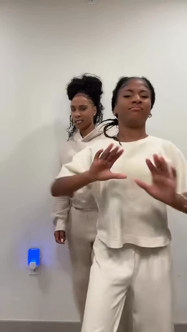 Post 2 by 𝐇𝐨𝐧𝐨𝐫'𝐬 𝐌𝐨𝐦 #𝐇𝐨𝐧𝐨𝐫𝐓𝐡𝐲𝐅𝐢𝐭𝐅𝐚𝐦𝐢𝐥𝐲 on Instagram (video)
