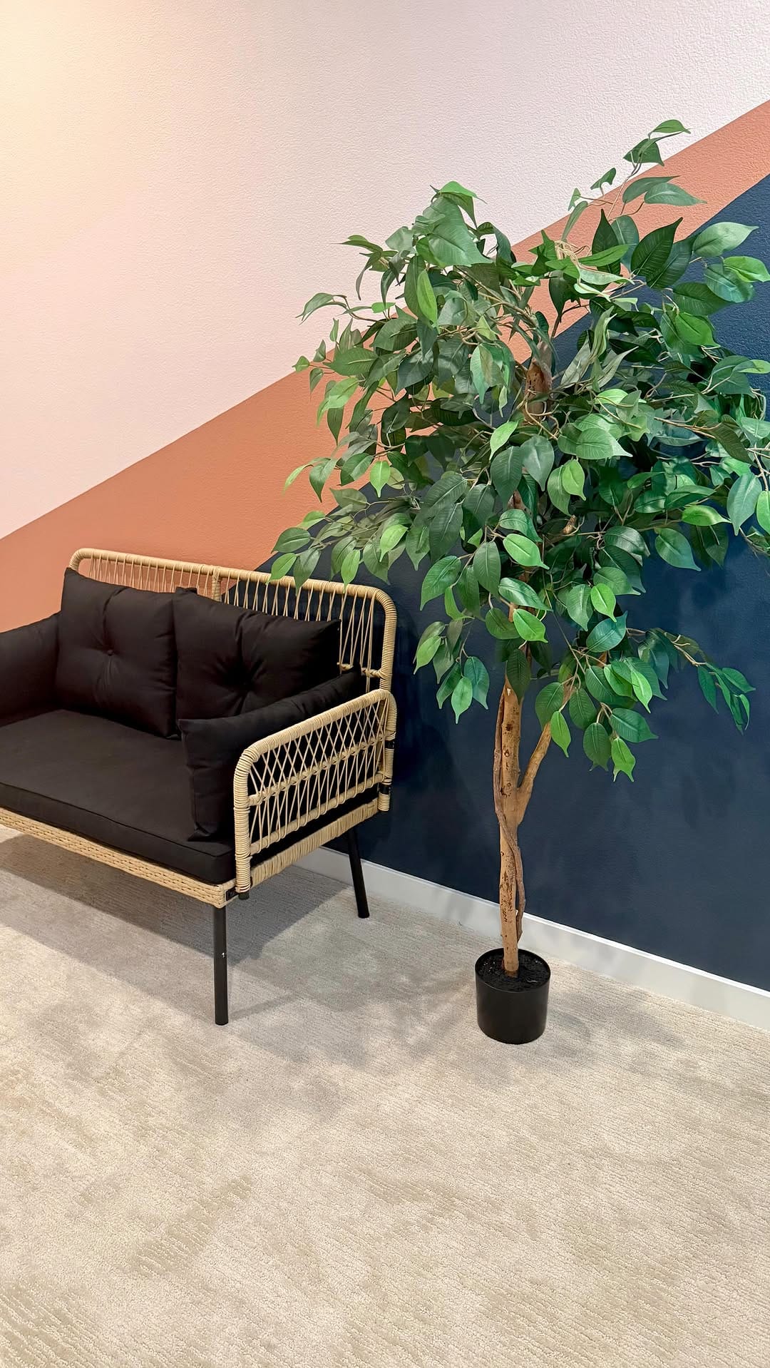Post 8 by Sowntharya Sundararaman 🧿| Interiors | DIY | Lifestyle on Instagram (video)