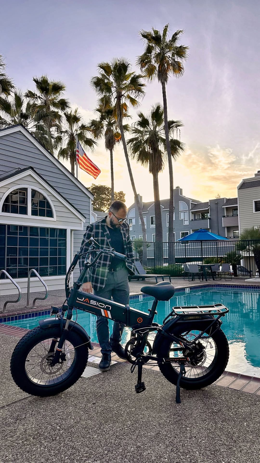 Post 10 by Tarik Deliktas on Instagram (video)