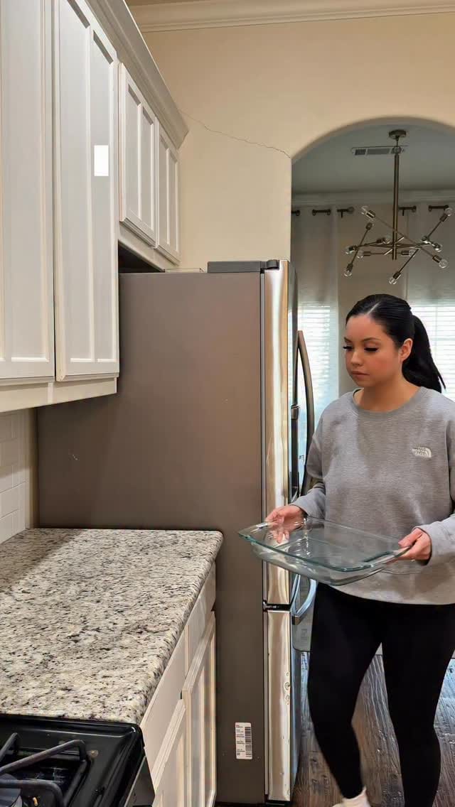 Post 2 by Vanessa on Instagram (video)