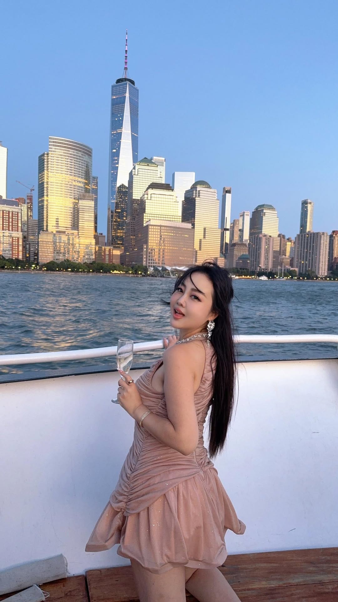 Post 8 by NYC Explorer on Instagram (video)