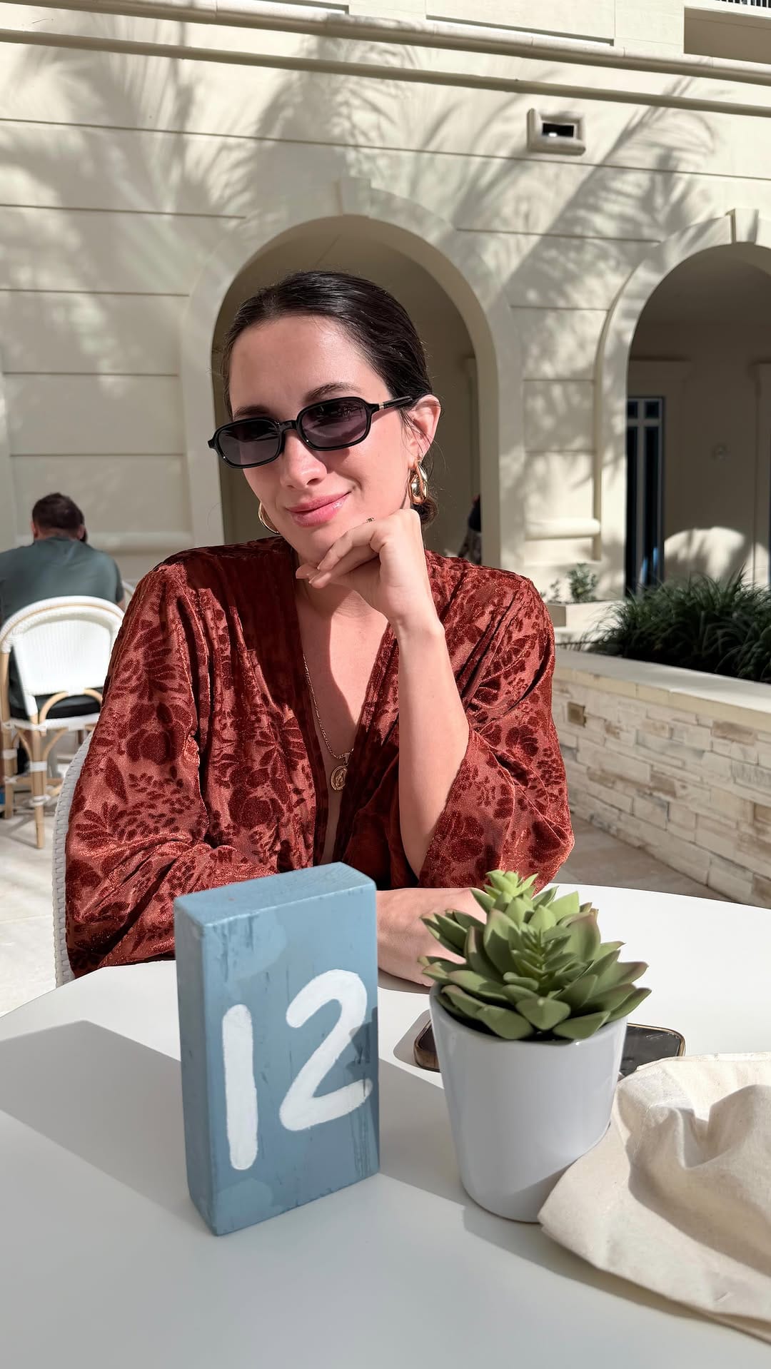 Post 4 by Alejandra Carmona on Instagram (video)