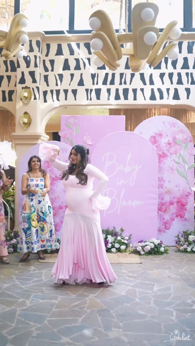 Post 2 by SILVERY SHAH on Instagram (video)