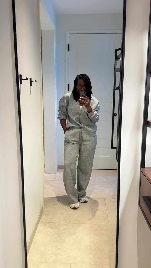 Post 3 by Martha Dove on Instagram (video)