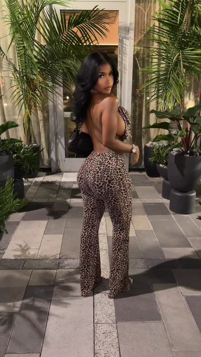 Post 9 by Sikira Valle on Instagram (video)