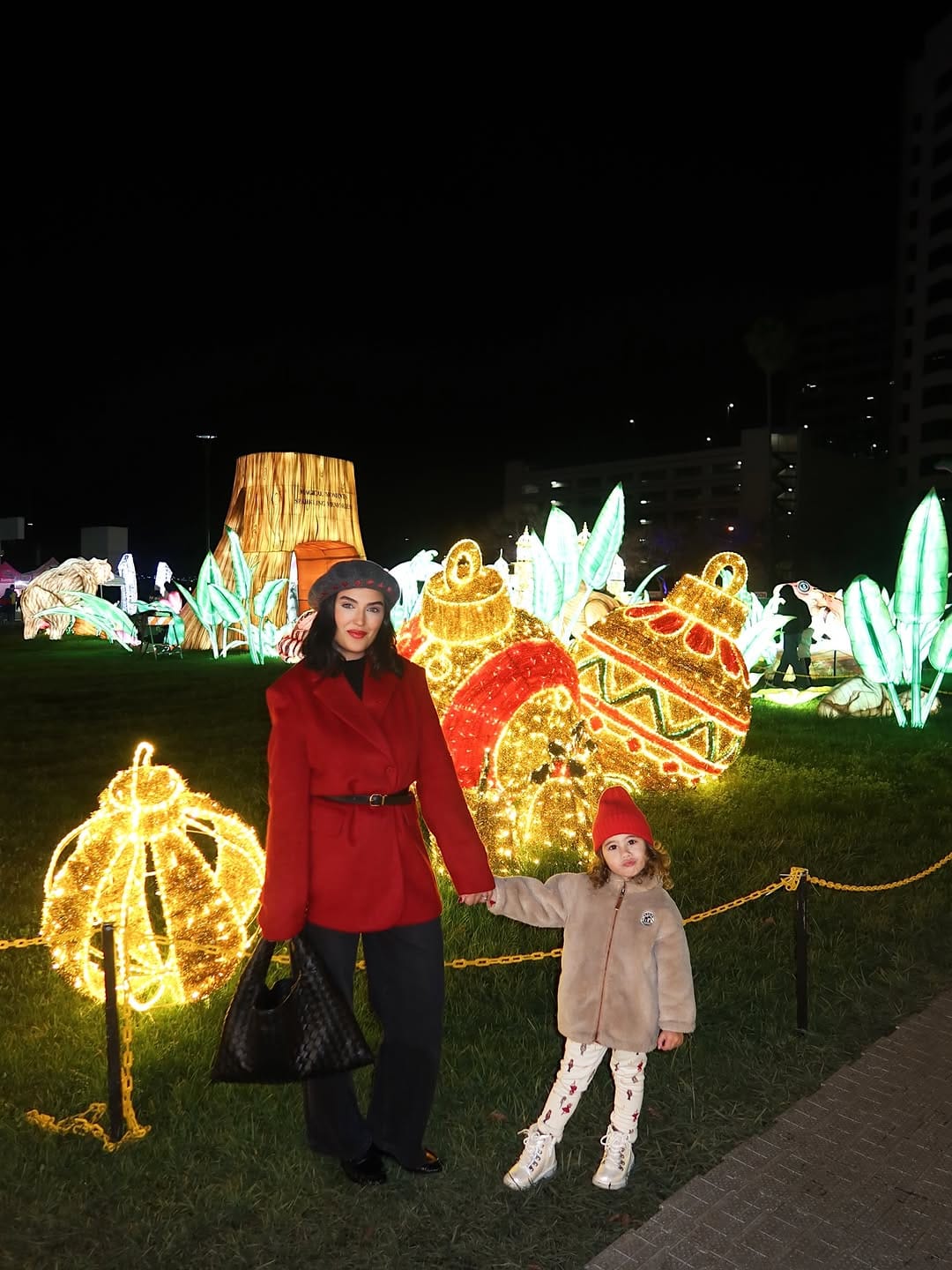 Post 4 by Sabiha Akbaba on Instagram (image)
